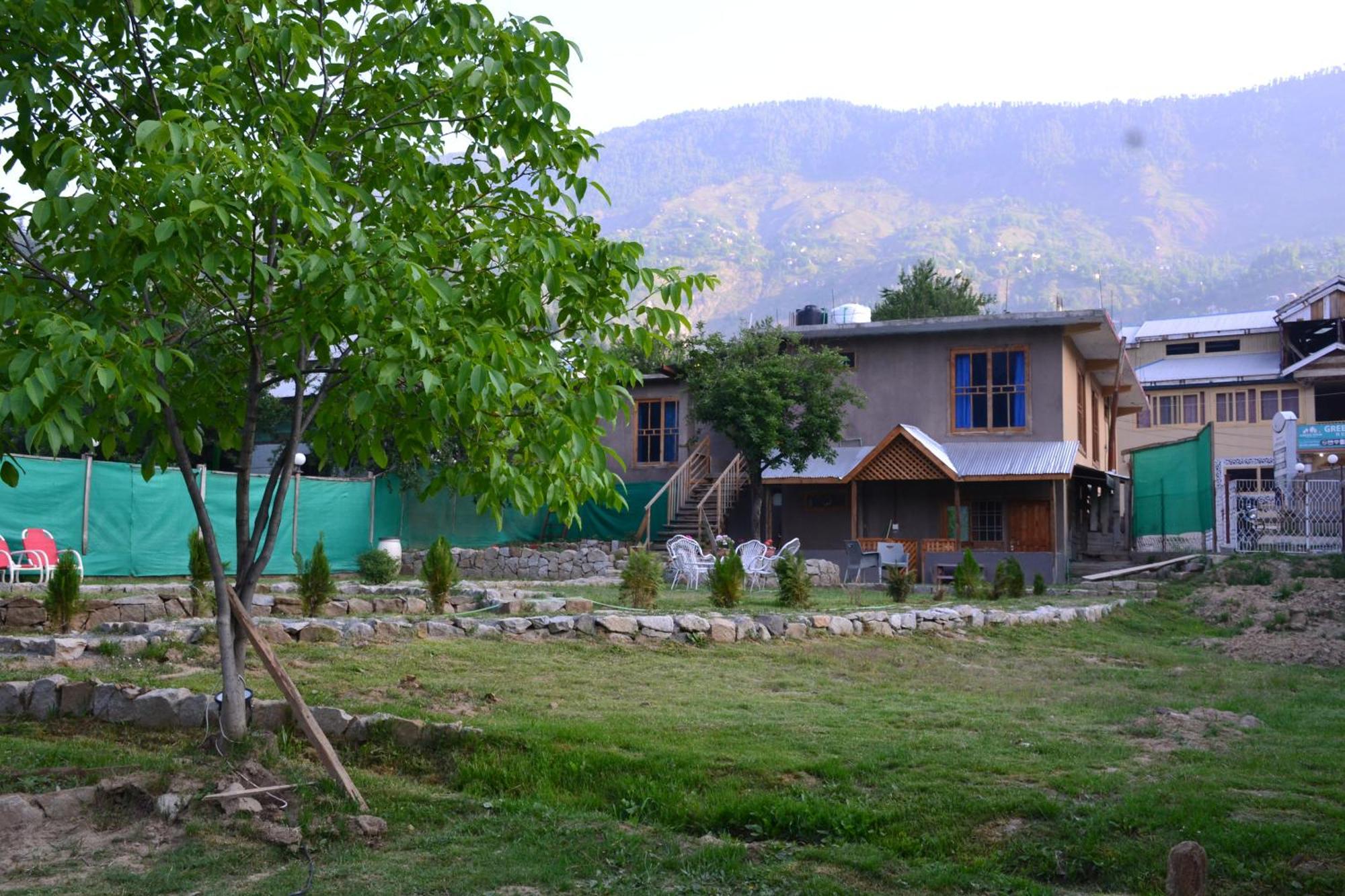 West End Lodges Neelum Dış mekan fotoğraf