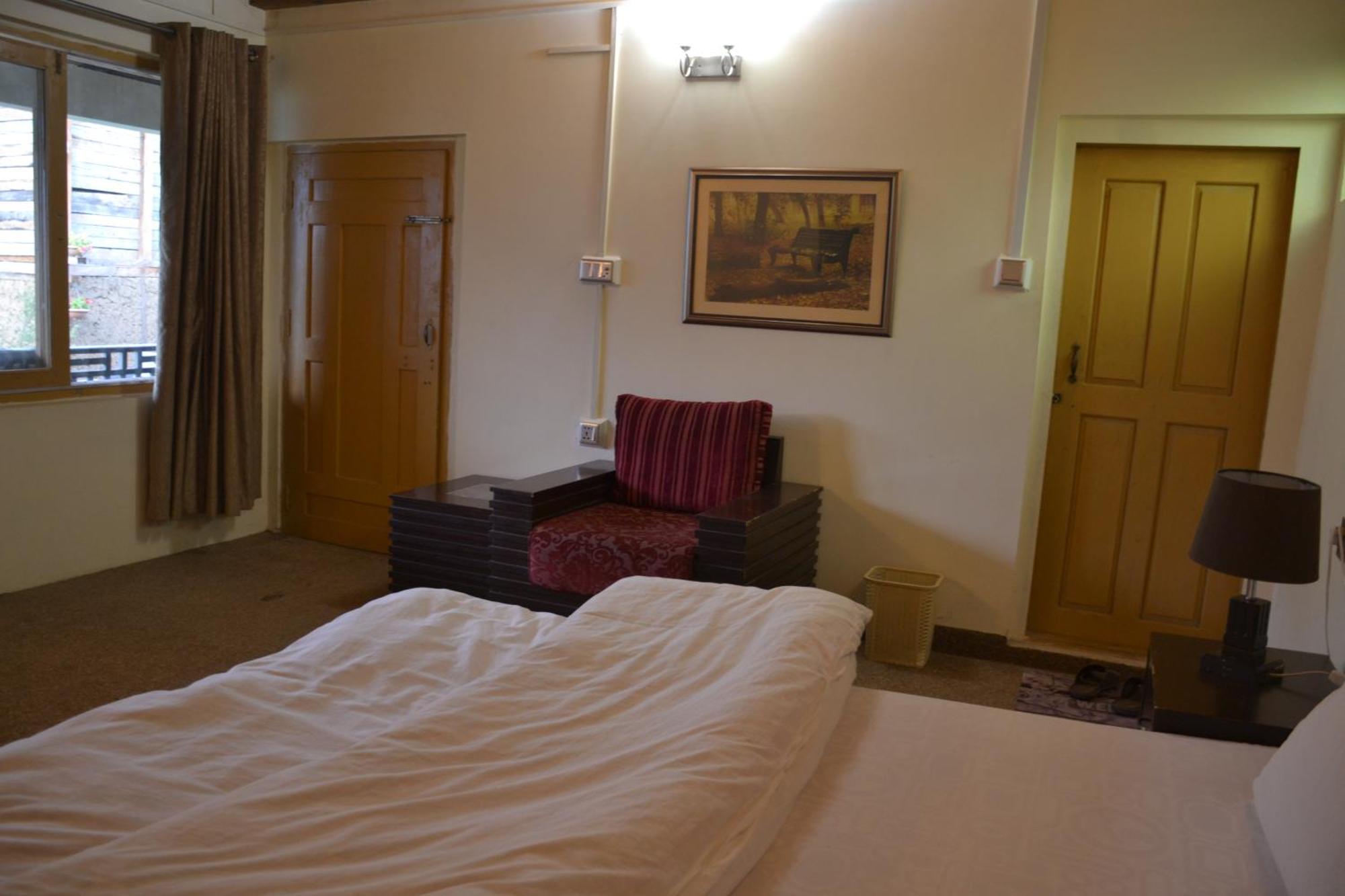 West End Lodges Neelum Dış mekan fotoğraf
