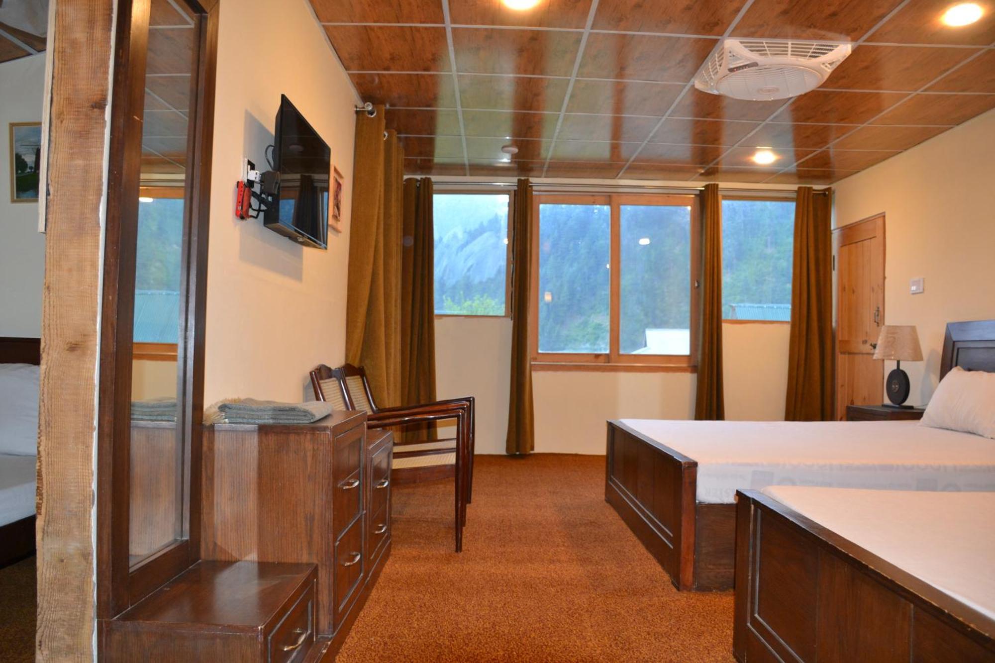 West End Lodges Neelum Dış mekan fotoğraf